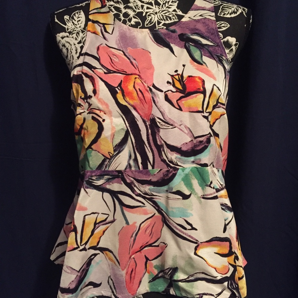 👚 Lucille HD in Paris floral peplum top - Picture 6 of 8
